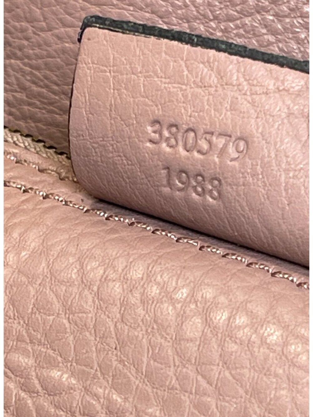 GUCCI Jackie Soft Grained Calfskin Bucket Bag Camelia - Picture 6 of 16